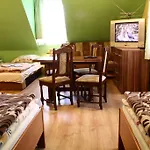 Nad Potokiem 아파트호텔 3*