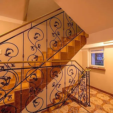 Apartahotel Nad Potokiem 3*